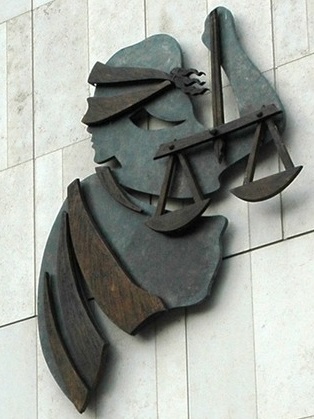 How a Criminal Trial Works